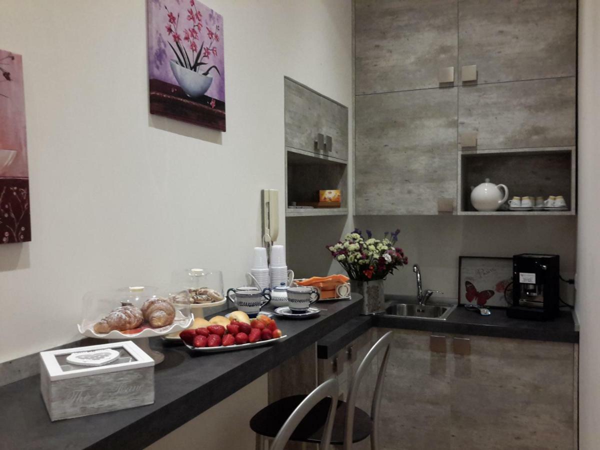 Bed and Breakfast Le Stanze di Penelope Salerno Esterno foto