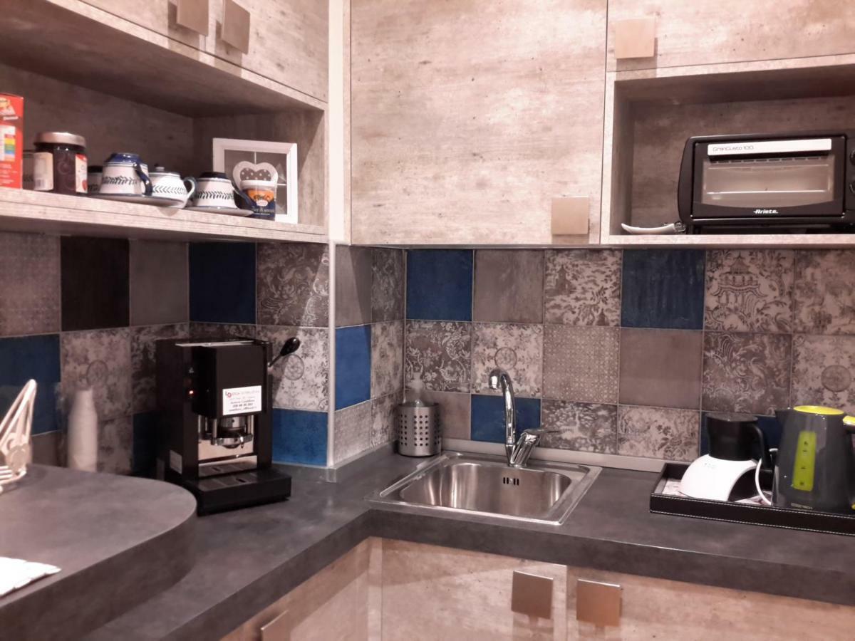 Bed and Breakfast Le Stanze di Penelope Salerno Esterno foto