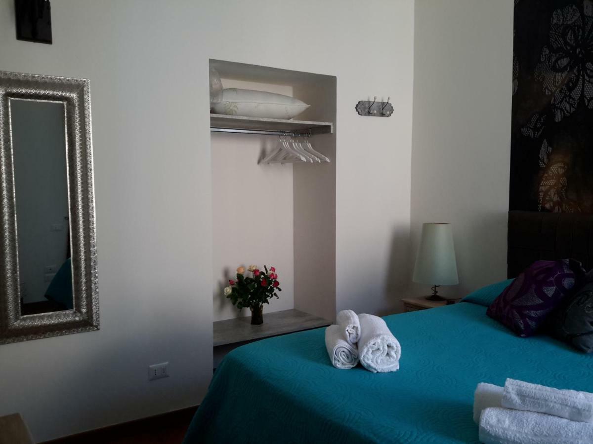 Bed and Breakfast Le Stanze di Penelope Salerno Esterno foto
